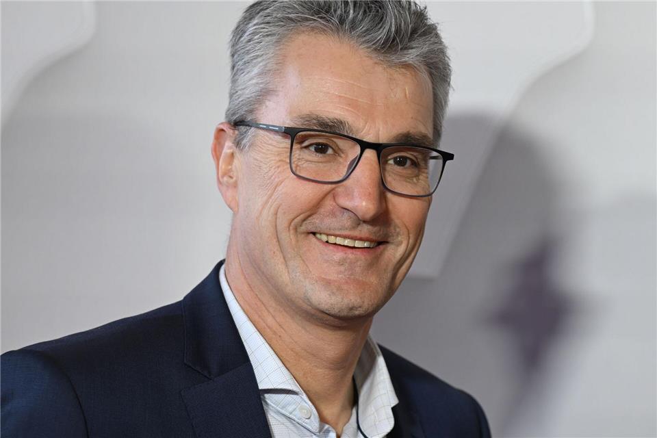 Schiedsrichterchef Knut Kircher. (Archivbild)Arne Dedert/dpa