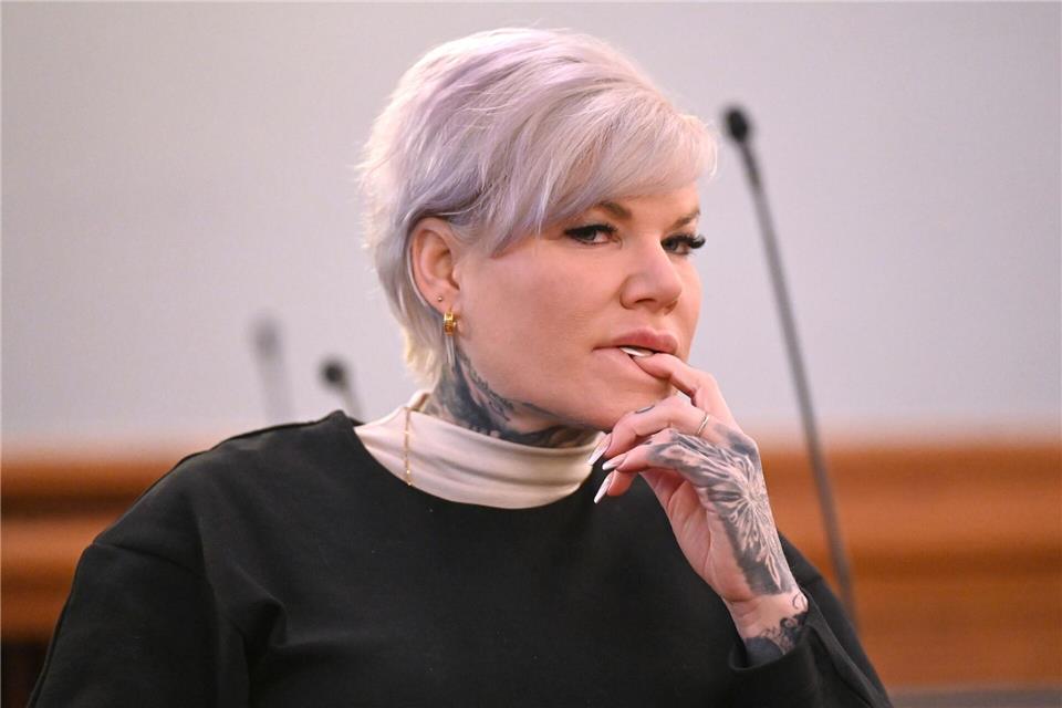 Schlagersängerin Melanie Müller sollte sich wegen Urkundenfälschung vor Gericht verantworten, doch der Prozess wurde kurzfristig abgesagt. (Archivbild)David Hammersen/dpa