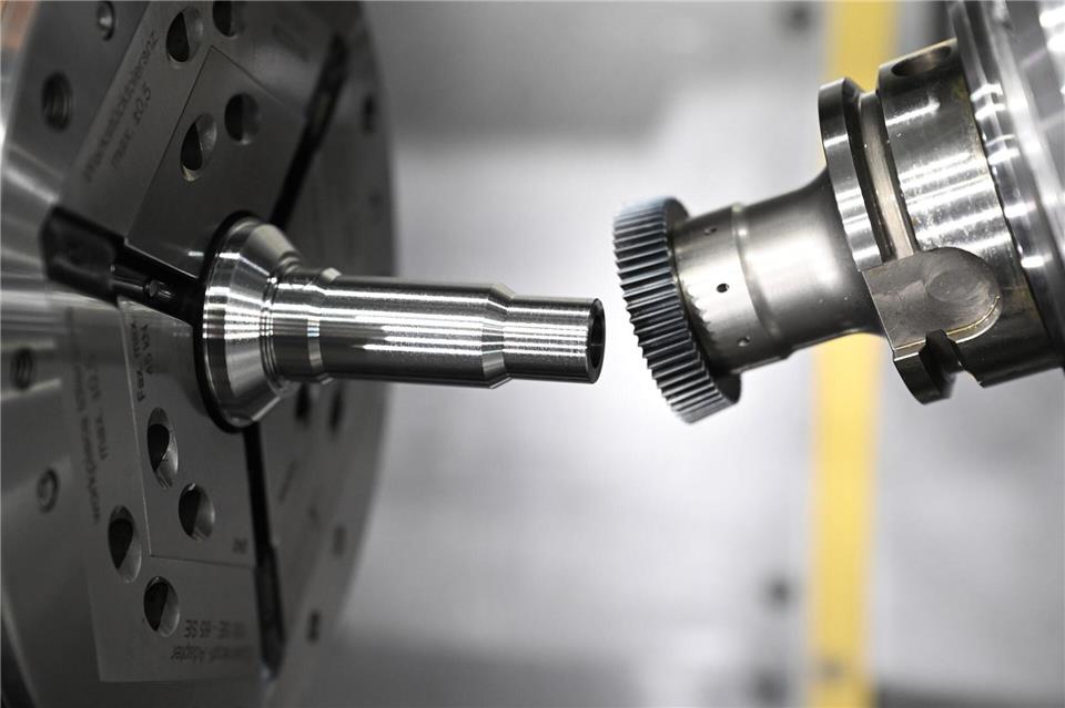 Schlechte Konjunkturaussichten in der Metallindustrie im Norden. (Symbolbild)Bernd Weißbrod/dpa