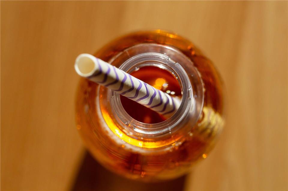 Schleswig-Holstein will über den Bundesrat eine Zuckersteuer auf entsprechende Getränke durchsetzen. (Symbolbild)Fernando Gutierrez-Juarez/dpa