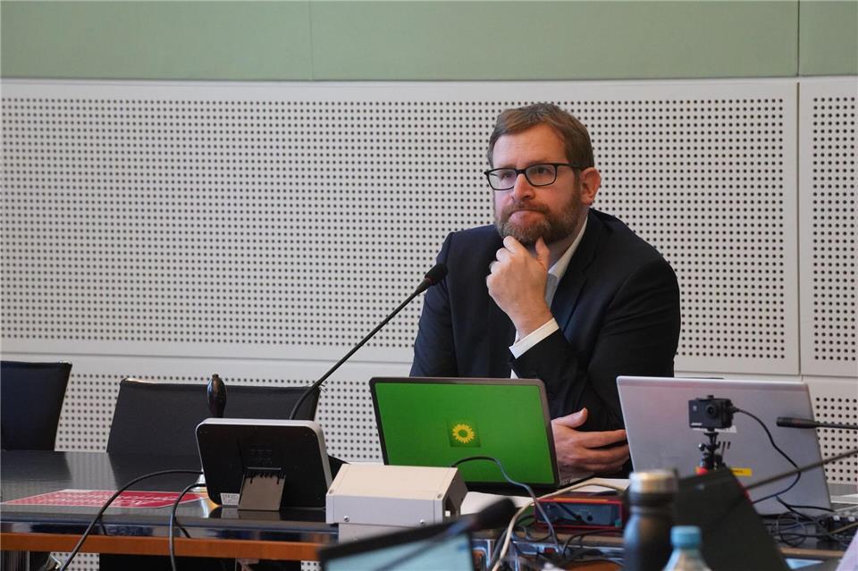 Schleswig-Holsteins Grüne um den Justizpolitiker Jan Kürschner sehen die geplante Justizreform kritisch. (Archivbild)Marcus Brandt/dpa