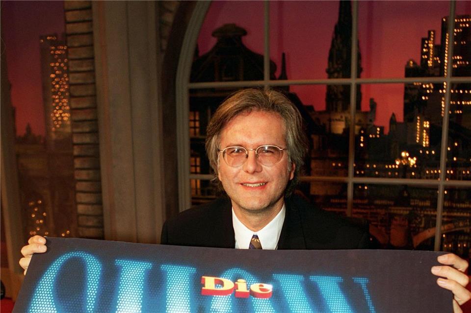 Schmidts Mischung aus Tabu-Brüchen und Bildungsbürger-Humor machte die Show zu einem TV-Fixpunkt. (Archivbild)Horst Ossinger/dpa