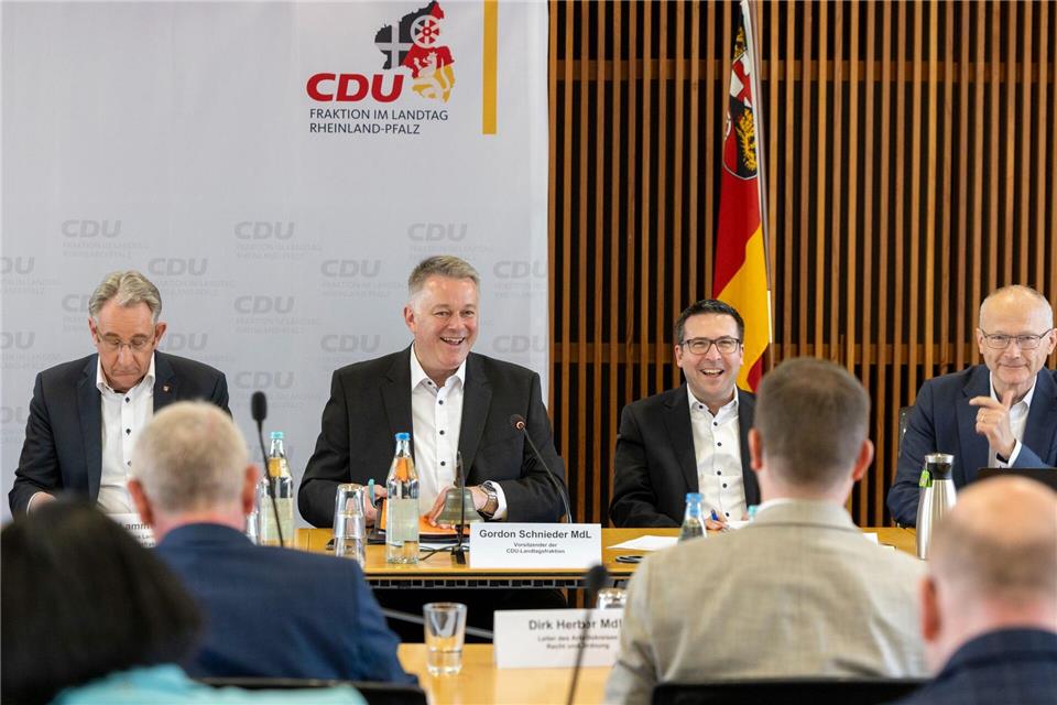 Schnieder wird voraussichtlich der nächsten Landesregierung vorstehen. Helmut Fricke/dpa