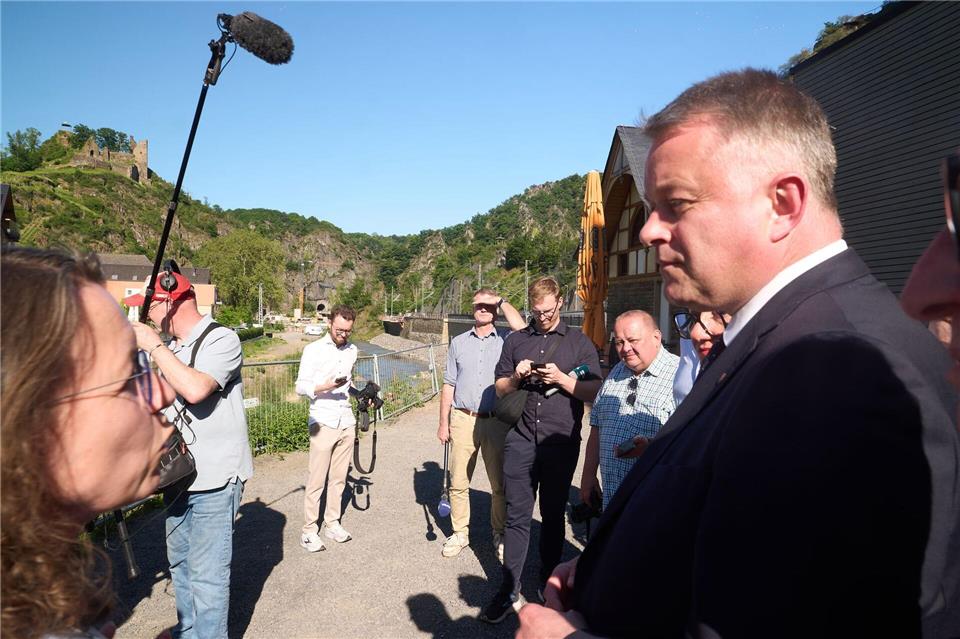 Schnieders Besuch gleich zu Beginn seiner Amtszeit sei ein „wichtiges Signal der Verbundenheit und Verantwortung“, sagt Weigand. Thomas Frey/dpa