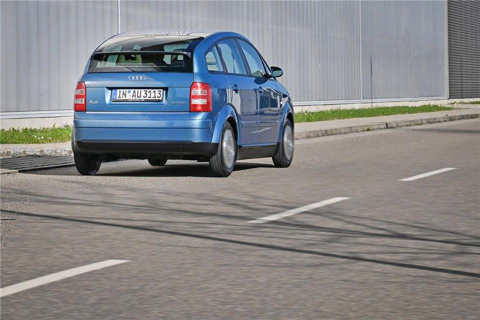 Schön oder schaurig? Das ist wohl Geschmackssache. Aber selbst aus neutraler Perspektive lässt sich sagen: Der A2 ist ein Charaktertyp.Audi AG/dpa-tmn