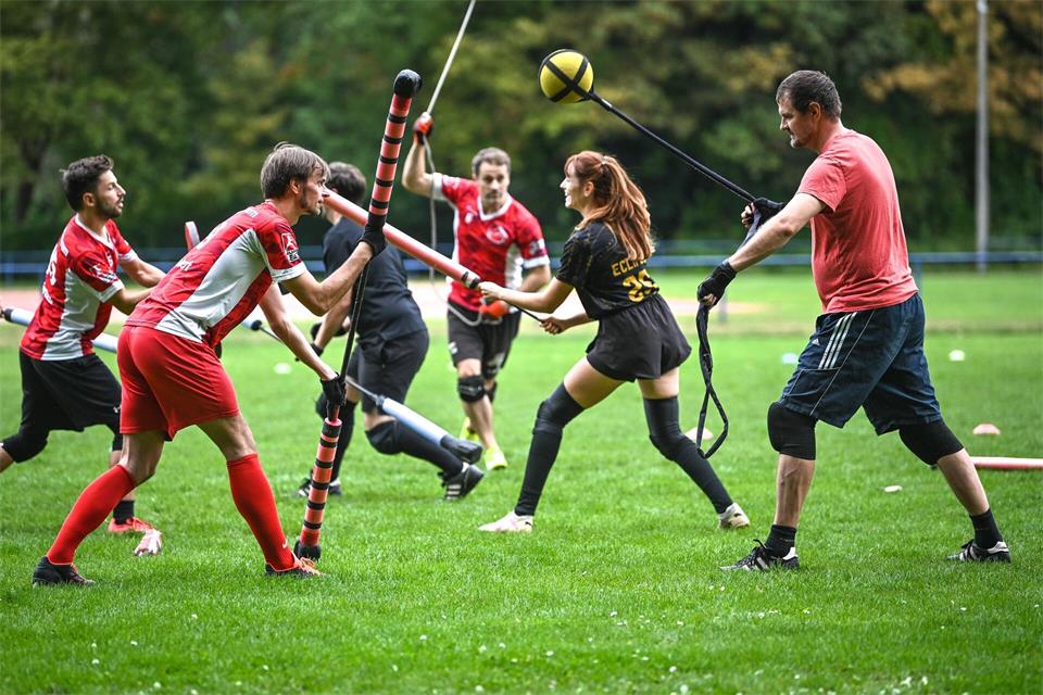 Schon mal von der Sportart Jugger gehört? Heiko Rebsch/dpa