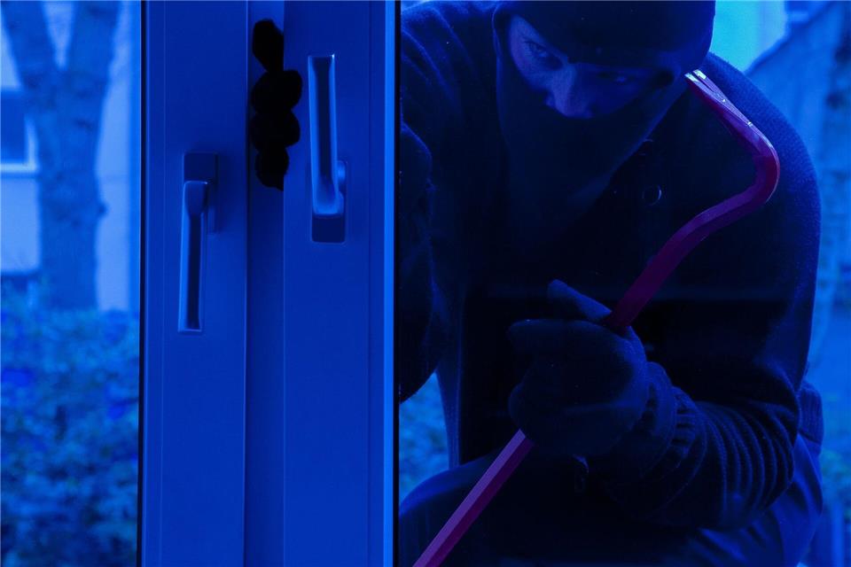 Schützt nicht vor Einbruch, aber kann bei der Erstattung der Schäden durch die Versicherung helfen: eine Wertgegenstandsliste.Kai Remmers/dpa-tmn