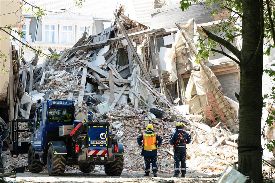 Schuttberg nach HauseinturzSebastian Kahnert/dpa