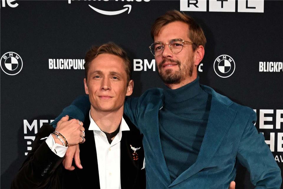 Schweighöfer und Winterscheidt verzichten im Januar auf Alkohol. (Archivbild)Felix Hörhager/dpa