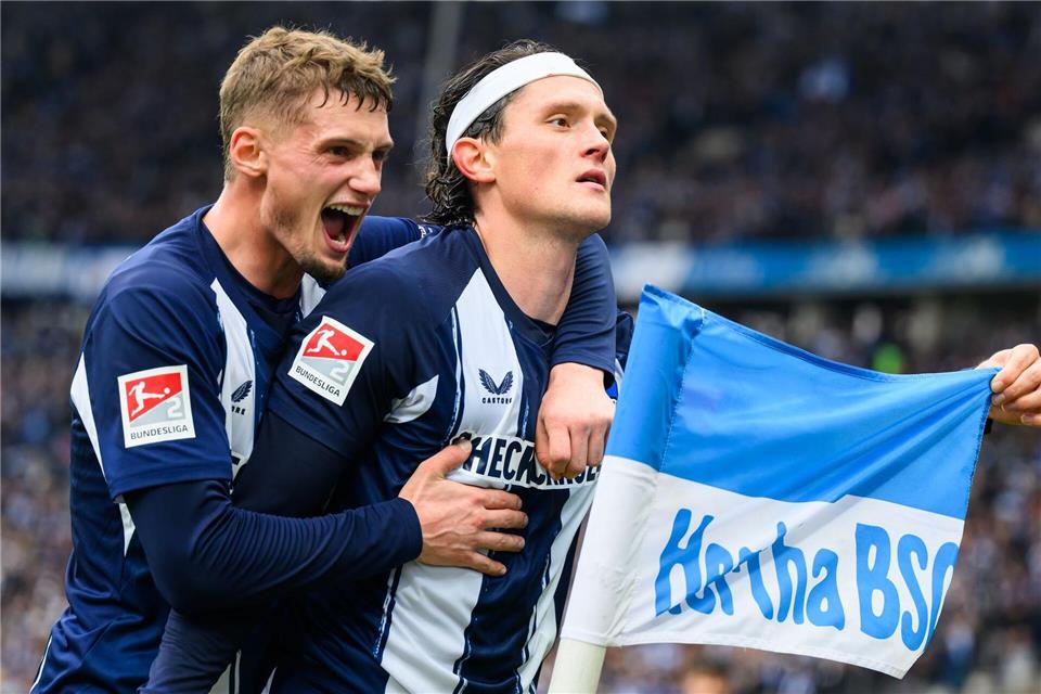 Schwer zu ersetzen: Kreativspieler Michael Cuisance (l) und Ex-Kapitän Fabian Reese. (Archivbild)Robert Michael/dpa