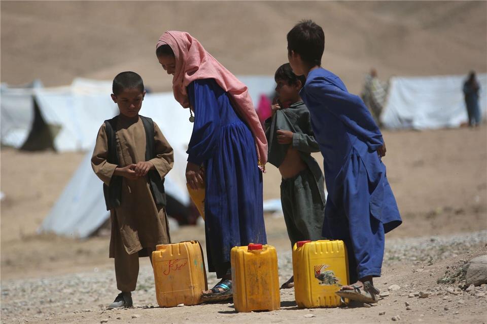 Schwere Dürren sorgen für schlechte Ernten. (Archivbild)Saifurahman Safi/Xinhua/dpa