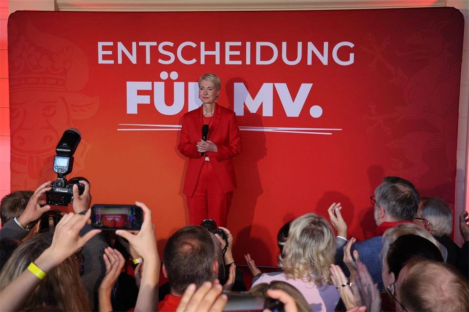 Schwesig hat trotz Aufholjagd wohl knapp nicht gewonnen.  Bernd Wüstneck/dpa