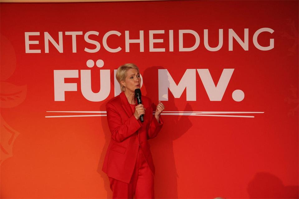 Schwesigs SPD hat Platz knapp verpasst. Bernd Wüstneck/dpa