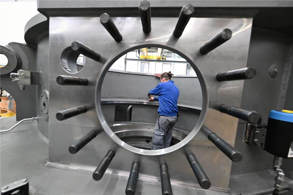 Schwierige Lage der Metallindustrie. (Archivbild)Bernd Weißbrod/dpa