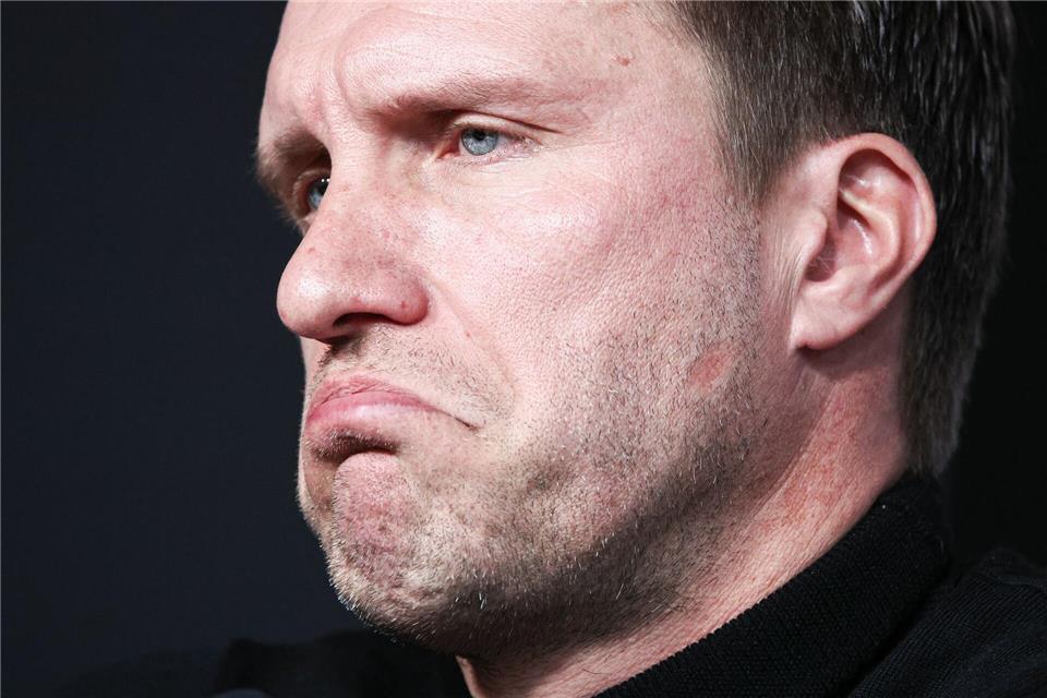 Schwierige Lage für Eintracht Frankfurt und Markus Krösche.Hannes P. Albert/dpa