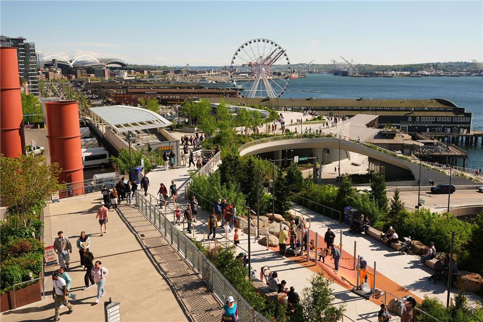 Seattle richtet am Samstag und Sonntag ein Pride-Wochenende aus.Lindsey Wasson/AP/dpa
