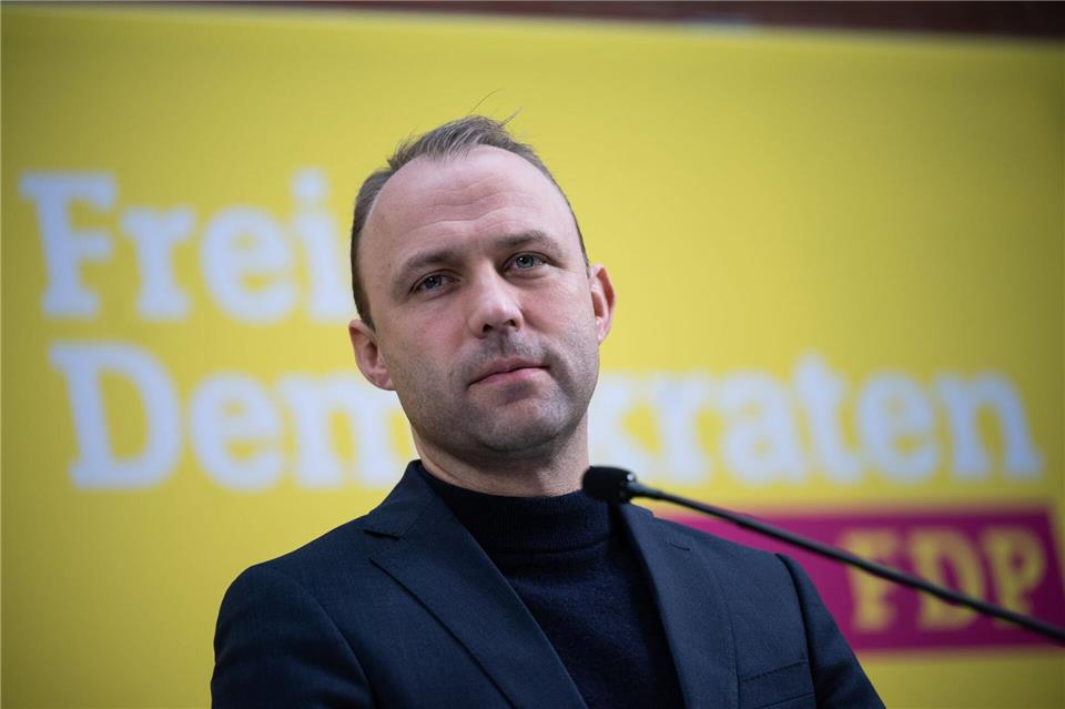 Sebastian Czaja führte die Berliner FDP zuletzt dreimal in eine Abgeordnetenhauswahl, nun stellt er sich hinter die CDU. (Archivbild)Sebastian Gollnow/dpa