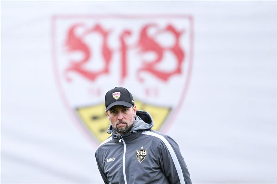 Sebastian Hoeneß bangt um Torhüter Alexander Nübel.Marijan Murat/dpa