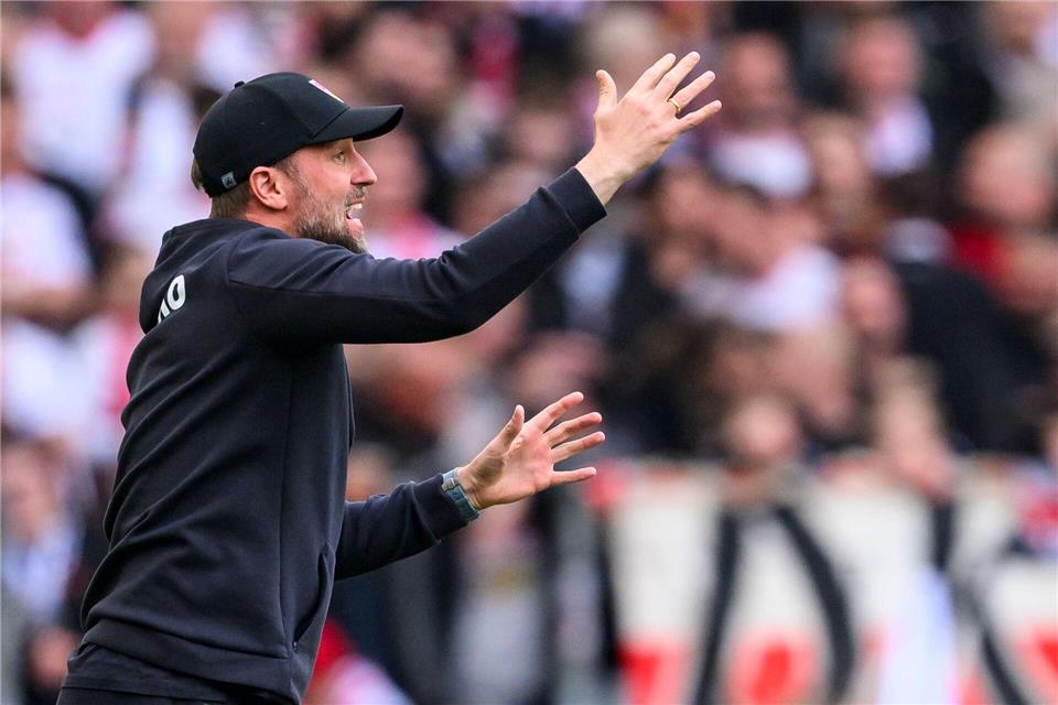 Sebastian Hoeneß möchte mit dem VfB Stuttgart beim FC St. Pauli die Trendwende schaffen.Tom Weller/dpa