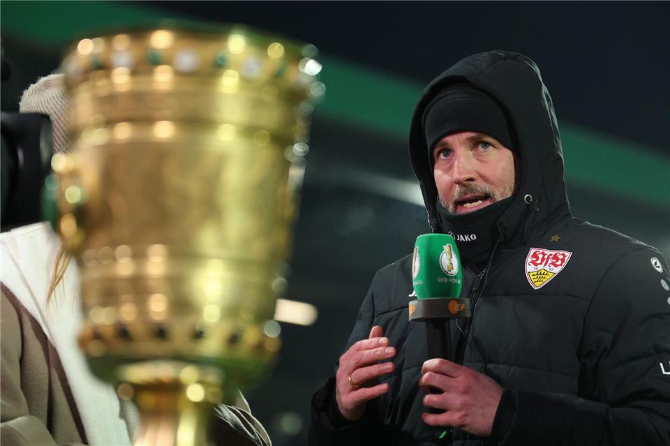 Sebastian Hoeneß trifft mit dem VfB Stuttgart im Pokal-Halbfinale auf den SC Freiburg - an einem Donnerstag und nicht am Dienstag oder Mittwoch. (Archivbild)Christian Charisius/dpa