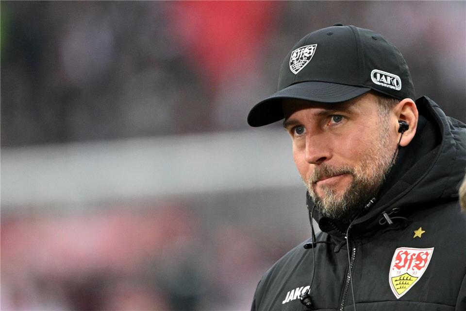 Sebastian Hoeneß tritt mit seiner VfB-Elf in Rom an. (Archivbild)Marijan Murat/dpa