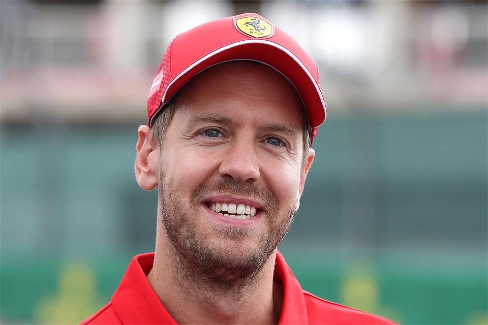 Sebastian Vettel eiferte einst Michael Schumacher bei Ferrari nach. (Archivbild)Martin Rickett/PA Wire/dpa