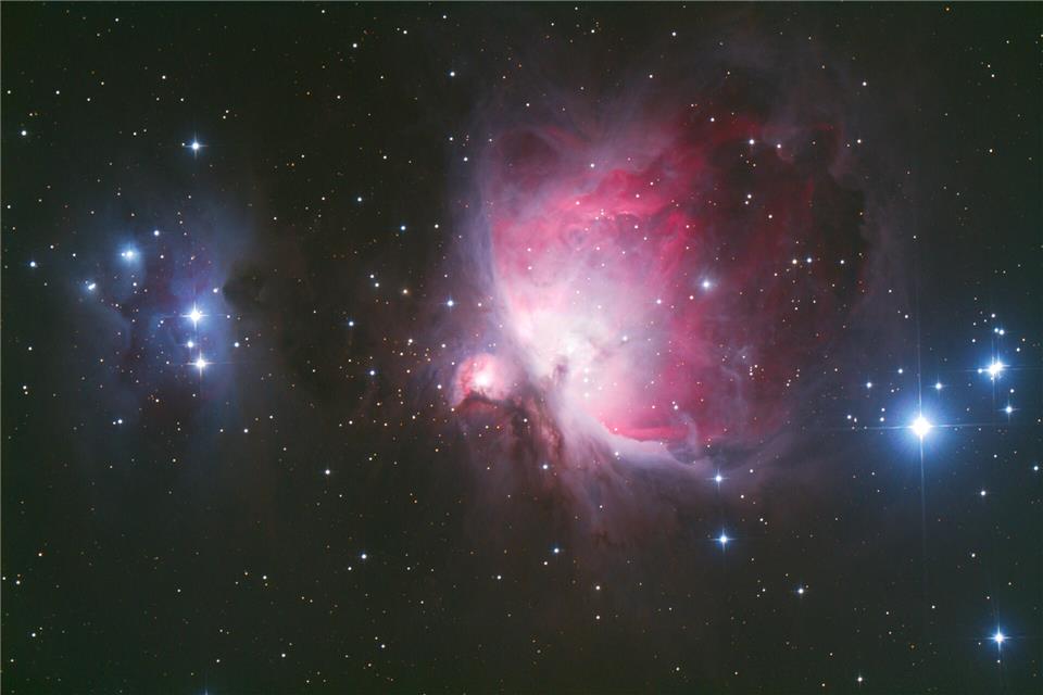 Sehr einprägsam seien die Sterne, die das Sternbild des Himmelsjäger Orion zeichnen, sagen die Experten der Sternwarte.