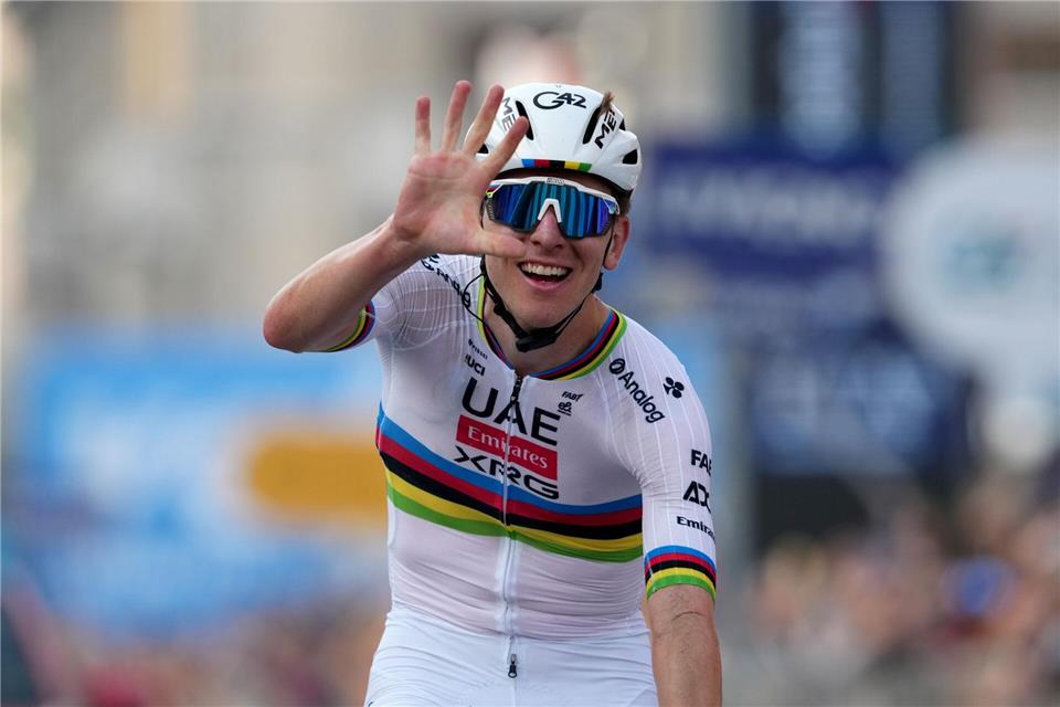 Sein fünfter Triumph bei der Lombardei-Rundfahrt: Tadej PogacarGian Mattia D’alberto/LaPresse via ZUMA Press/dpa