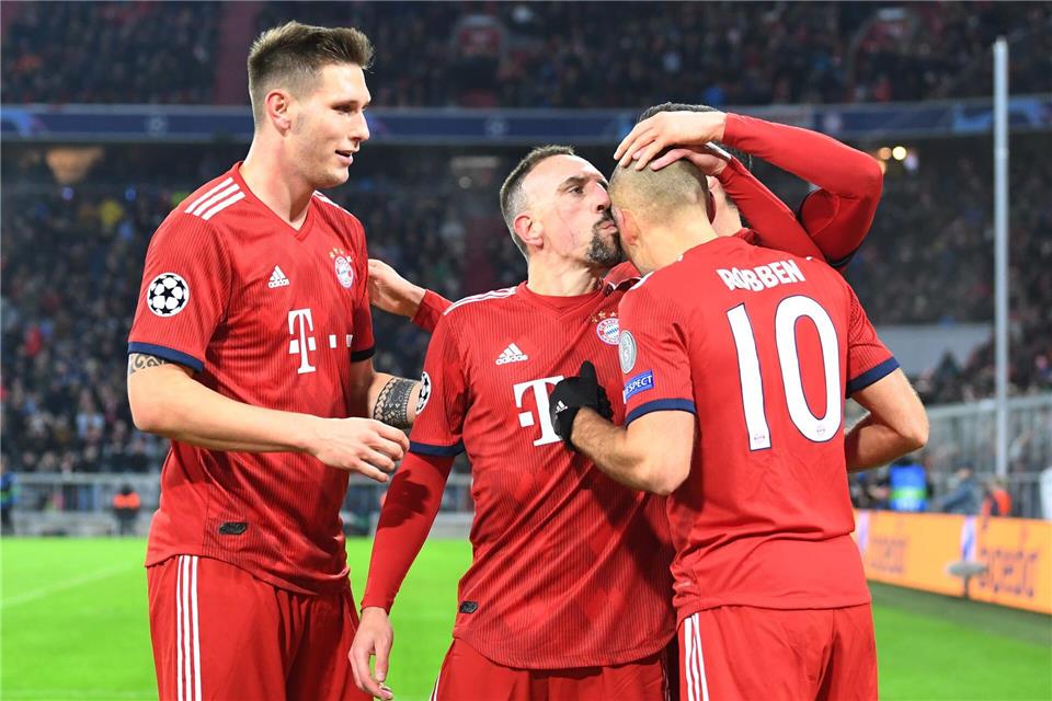 Seine größten Erfolge feierte Niklas Süle (l) mit dem FC Bayern. (Archivfoto)Sven Hoppe/dpa