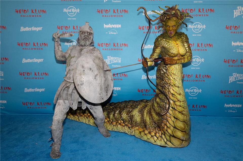 Heidi Klum als monströse Medusa - Tom zu Stein erstarrt Seit 2000 richtet das Model eine große Party aus. CJ Rivera/Invision/dpa