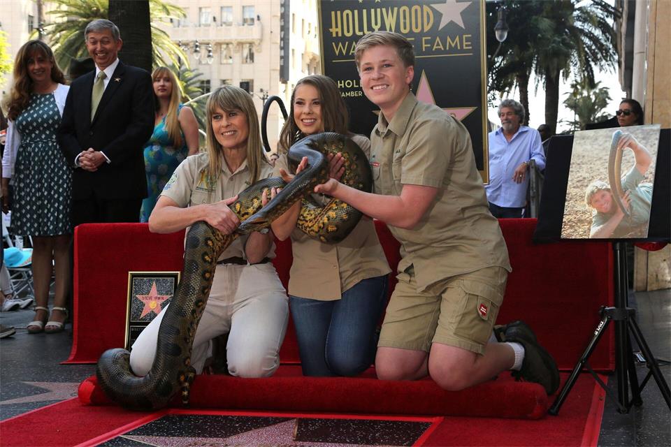 Seit 2018 hat Steve Irwin seinen eigenen Stern in Hollywood. Zur Enthüllung kam auch seine berühmte Familie.Willy Sanjuan/Invision/AP/dpa