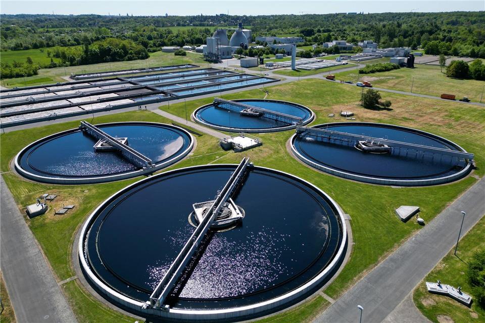 Seit 2022 sind die Gebühren um knapp 20 Prozent gestiegen. (Archivbild)Hendrik Schmidt/dpa