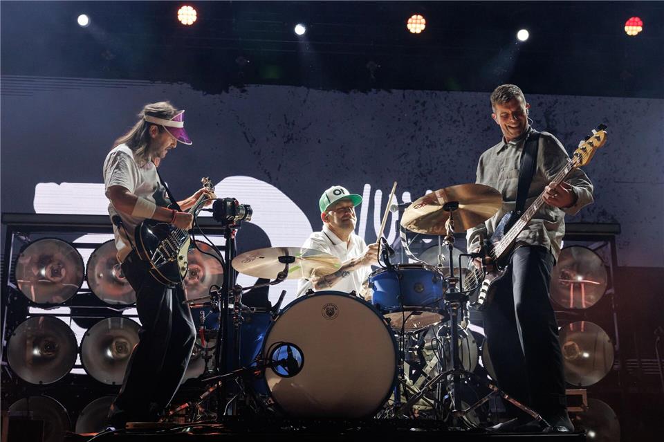 Seit 30 Jahren machen die Sportfreunde Stiller zusammen Musik.Daniel Karmann/dpa
