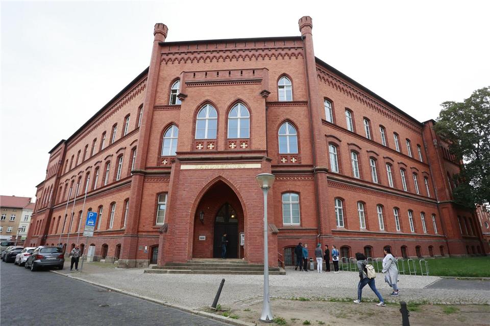 Seit Anfang Dezember verhandelt das Landgericht Stendal wegen Totschlags gegen den 38-jährigen Deutschen. (Archivbild)Matthias Bein/dpa