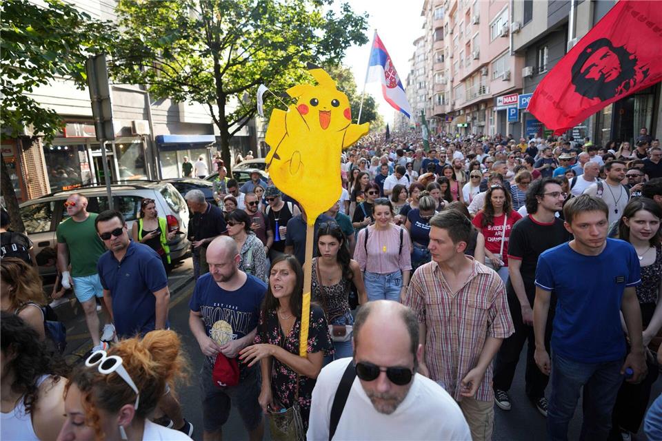Proteste gegen Regierung und Polizeigewalt in Serbien Seit Monaten gibt es in Serbien Proteste.Darko Vojinovic/AP/dpa