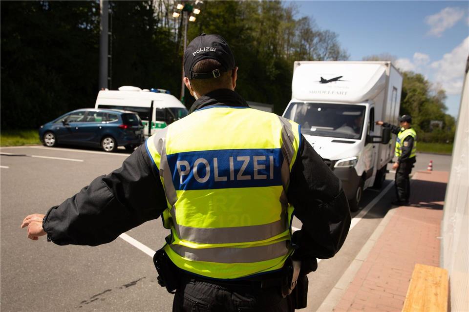 Seit September 2024 hat die Bundespolizei an der deutsch-dänischen Grenze zahlreiche illegale Einreisen verhindert. (Archivbild)Christian Charisius/dpa