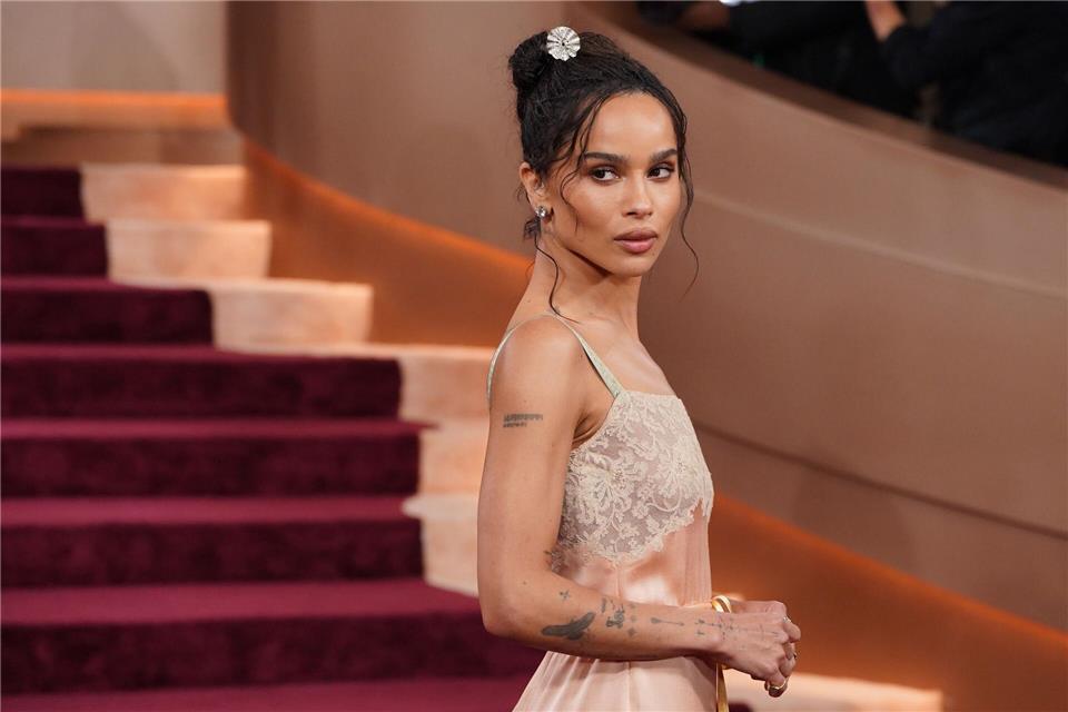 Seit Sommer vergangenen Jahres soll Zoë Kravitz mit dem Sänger Harry Styles liiert sein. (Archivbild)Jordan Strauss/Invision/AP/dpa