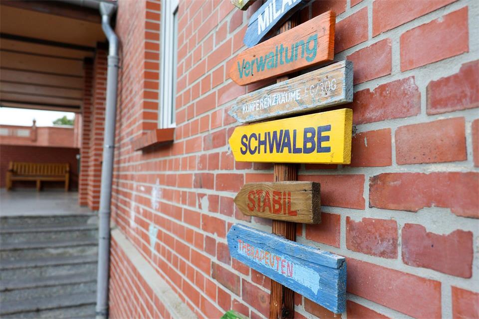 Seit dem Jahr 2022 sind mit dem Programm „Stabil“ landesweit bereits mehr als 2.200 junge Menschen erreicht worden. (Archivbild)Peter Gercke/dpa
