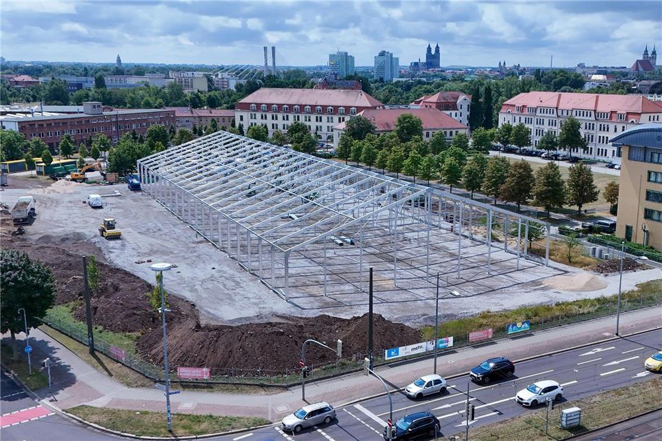 Seit dem Sommer wird das neue Gerichtsgebäude in Magdeburg errichtet. (Archivbild)Peter Gercke/dpa