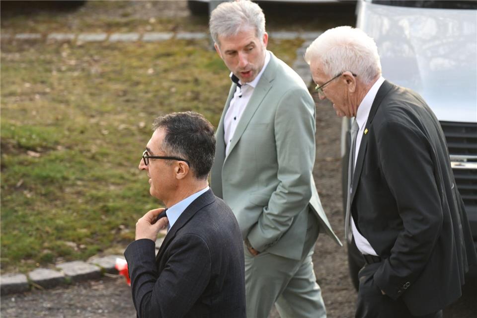 Seit dem Wahlsieg der Grünen wird darüber spekuliert, wen Cem Özdemir in sein Kabinett holen könnte. (Archivbild)Felix Kästle/dpa