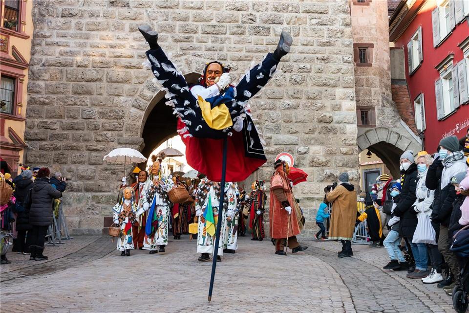 Seit dem frühen Morgen feiern in Rottweil die Narren.  Silas Stein/dpa