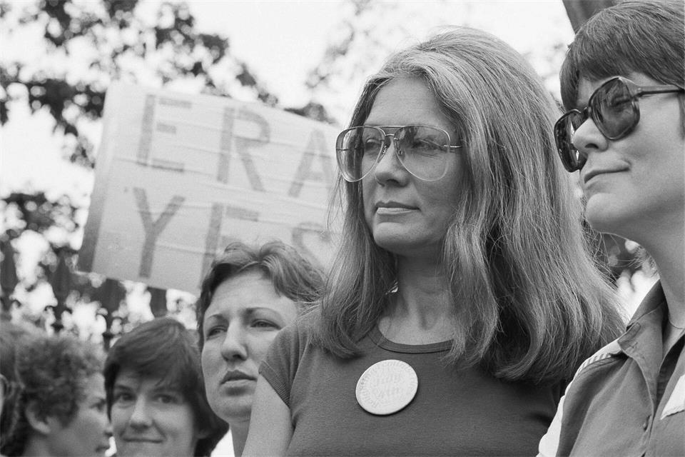Seit den späten 1960er Jahren setzte sie sich unter anderem für das Recht auf Abtreibung, politische Teilhabe und gleiche Rechte ein. Scott Applewhite/AP/dpa