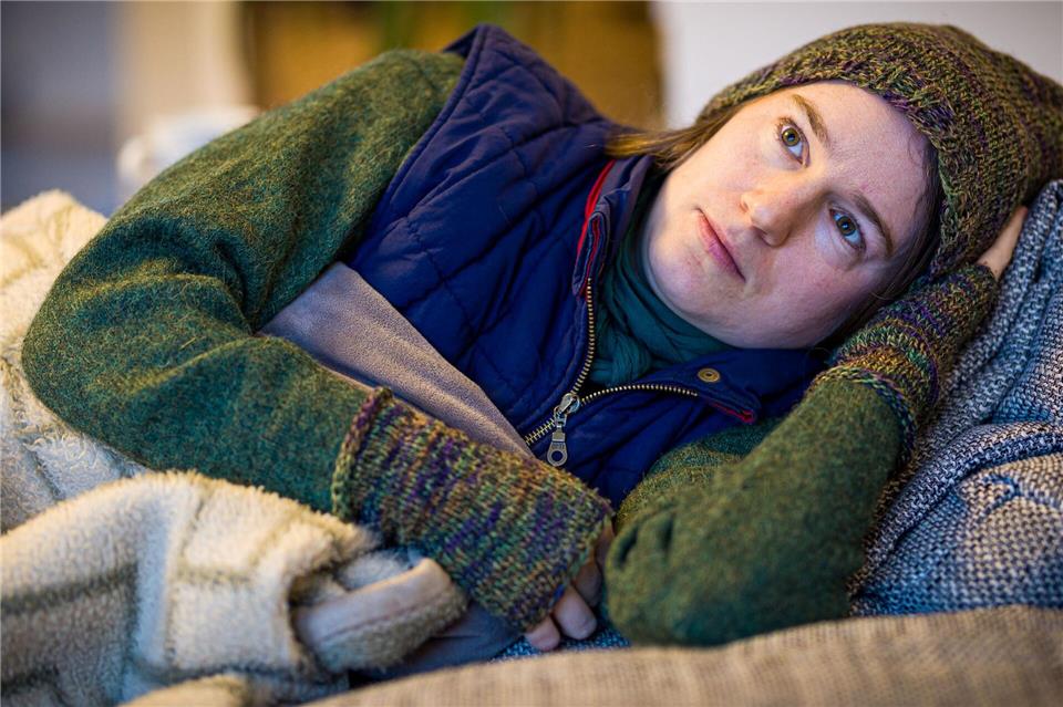 Seit der Impfung gegen das Coronavirus leidet Elisabeth Schneider an der Multisystemerkrankung ME/CFS.Moritz Frankenberg/dpa