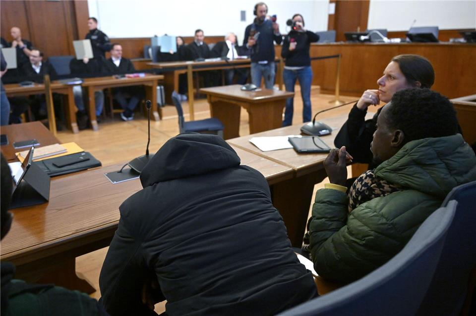 Richter in Prozess um Polizeischüsse: Fahrlässigkeit denkbar Seit einem Jahr läuft der Prozess um die tödlichen Polizeischüsse vor dem Landgericht Dortmund (Archivfoto)Federico Gambarini/dpa