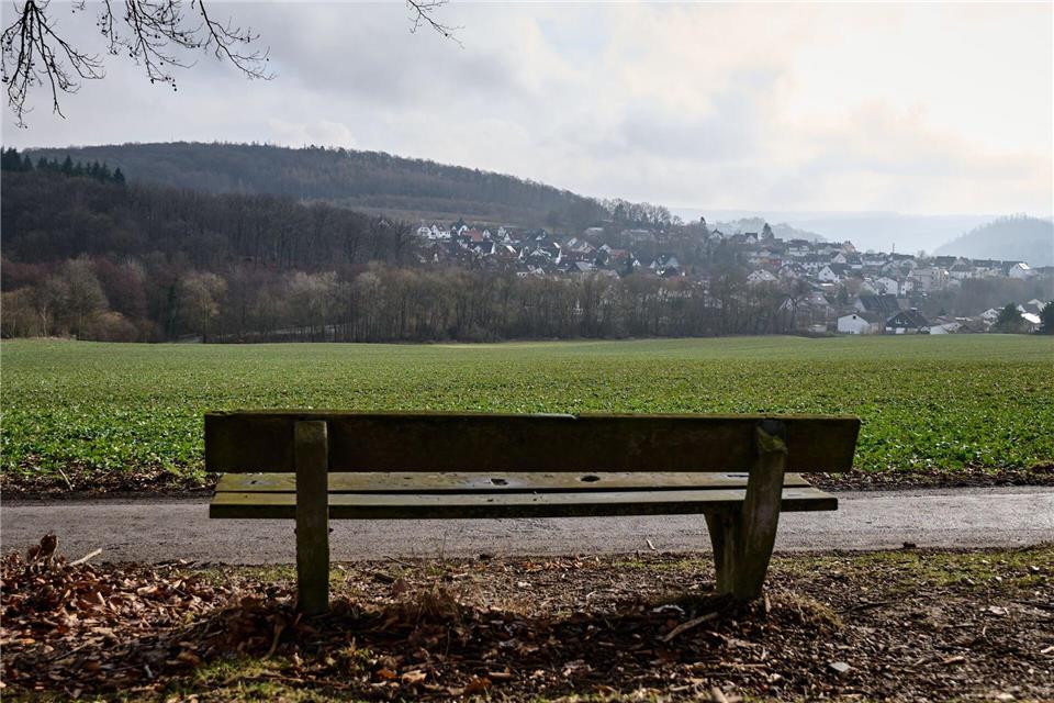 Seither sei es längst zur Normalität geworden, das Kanzlerdorf zu sein, berichten die Dorfbewohner. Bernd Thissen/dpa