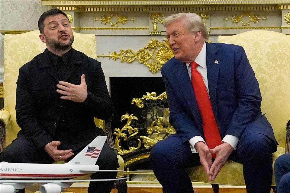 Selenskyj und Trump sprachen gemeinsam vor Journalisten. Julia Demaree Nikhinson/AP/dpa