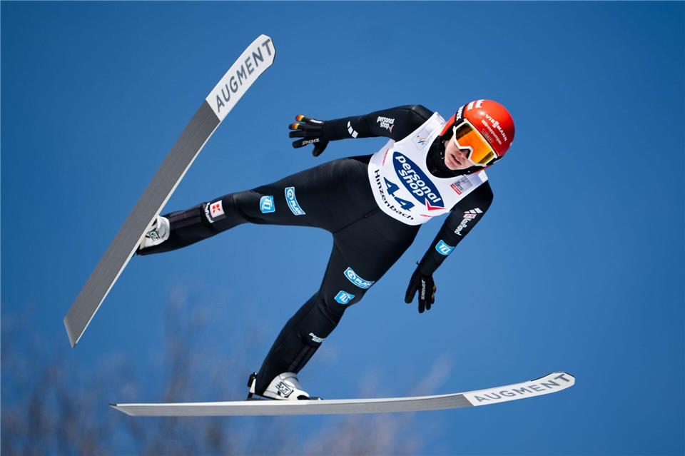 Selina Freitag wurde beim Skisprung-Weltcup in Hinzenbach beste Deutsche.Georg Hochmuth/APA/dpa