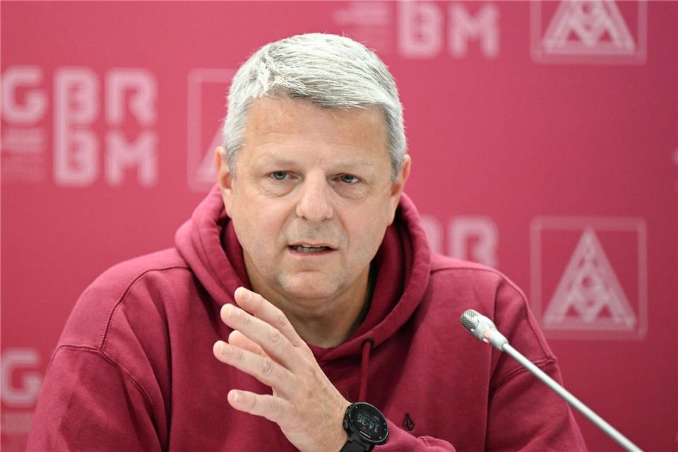 Sell: „Normalerweise bist du zum Bosch gekommen und bei dem auch in Rente gegangen“. (Archivbild)Bernd Weißbrod/dpa