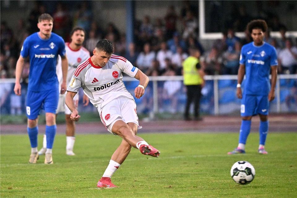Semir Telalovic kommt aus Nürnberg nach Bielefeld. (Archivbild) Jan-Philipp Strobel/dpa