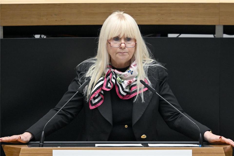 Senatorin Iris Spranger (SPD) verteidigt Ihr Vorgehen bei der OlympiabewerbungBritta Pedersen/dpa